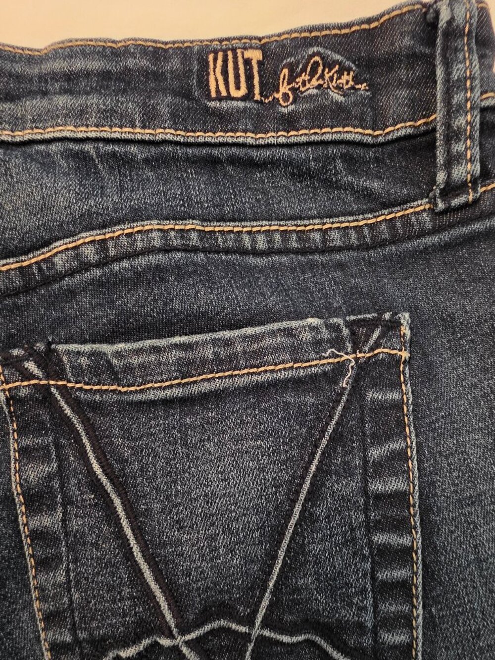 Kut From The Cloth Bermuda Denim Women's Shorts, Size 12 - Picture 3 of 9
